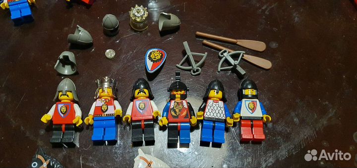 Винтажный lego фигурки рыцарей (castle) 90х годов
