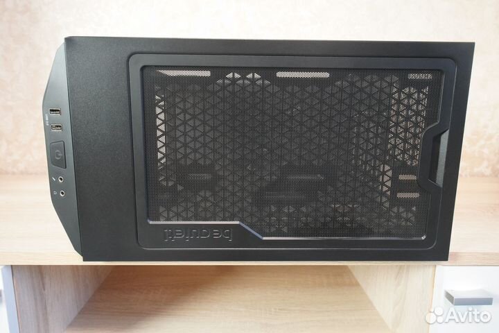 Корпус с шумоизоляцией Be Quiet Pure base 500