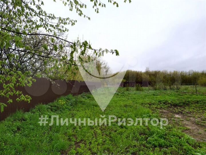 Дом 22,7 м² на участке 24 сот.