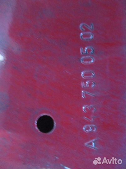 Крышка вещевого ящика Mercedes-Benz A9437500502