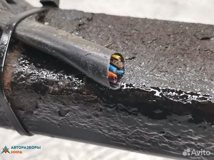 Прицепное устройство (фаркоп) Volvo S40 рест. 2000