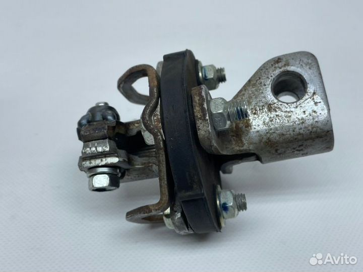 Рулевой кардан Infiniti Qx56 5.6 2010