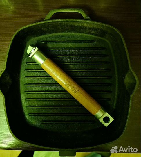 Сковорода гриль чугунная