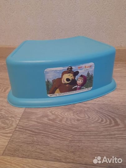 Подставка для детей и стульчик детский