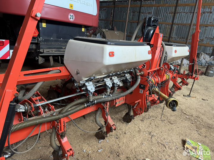 Сеялка Kuhn Planter 3, 2017