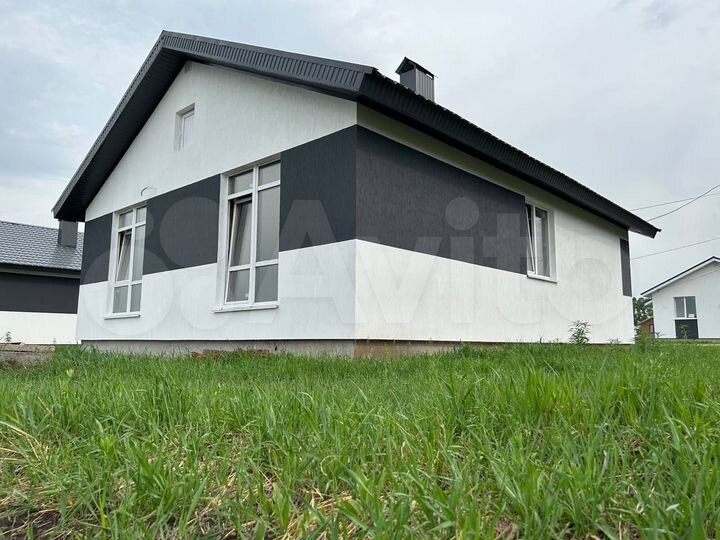 Коттедж 90 м² на участке 6 сот.