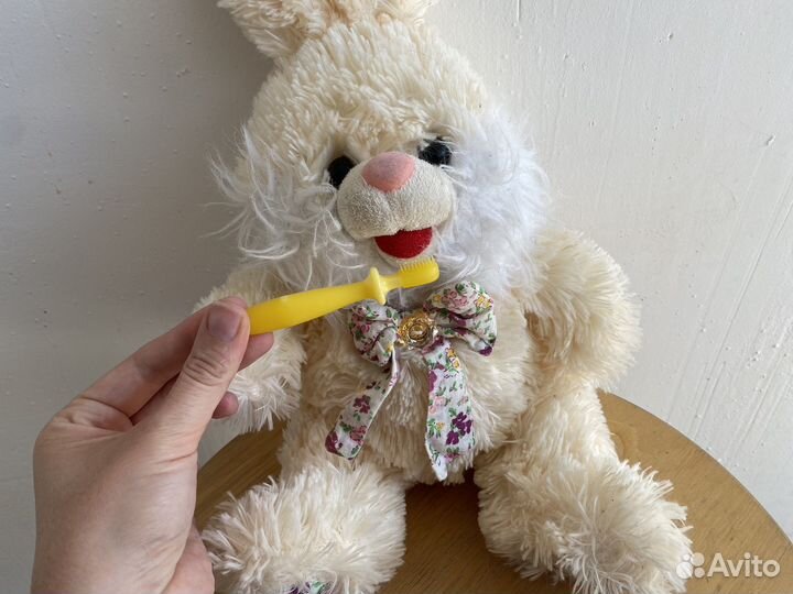 Зубная щетка детская