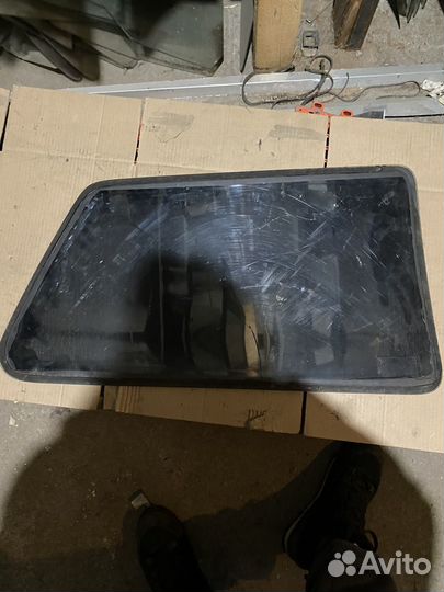 Стекло собачника правое volkswagen Golf 3 купе