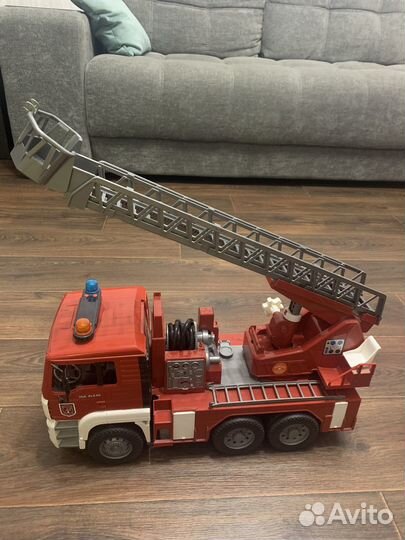 Пожарная машина bruder