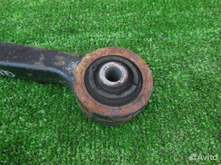 Рычаг задний верхний правый Kia Quoris 2012-2018