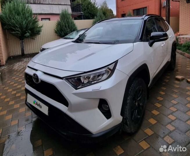 Toyota RAV4 2.0 CVT, 2021, 5 400 км