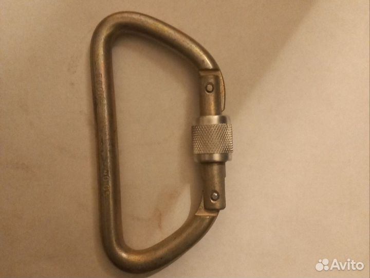 Карабины для альпинизма