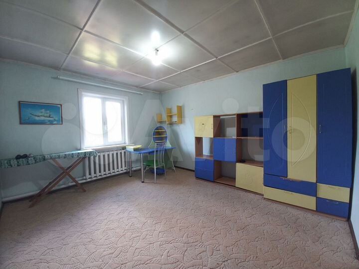 Дом 230 м² на участке 6,5 сот.