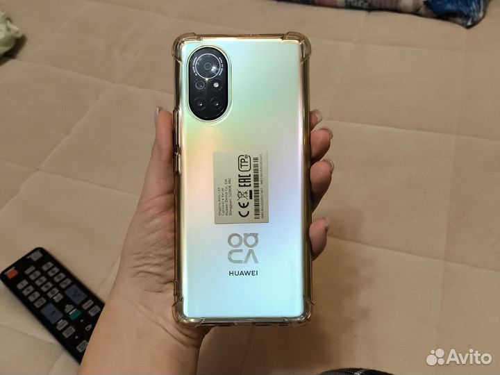 HUAWEI Nova 8, 8/128 ГБ