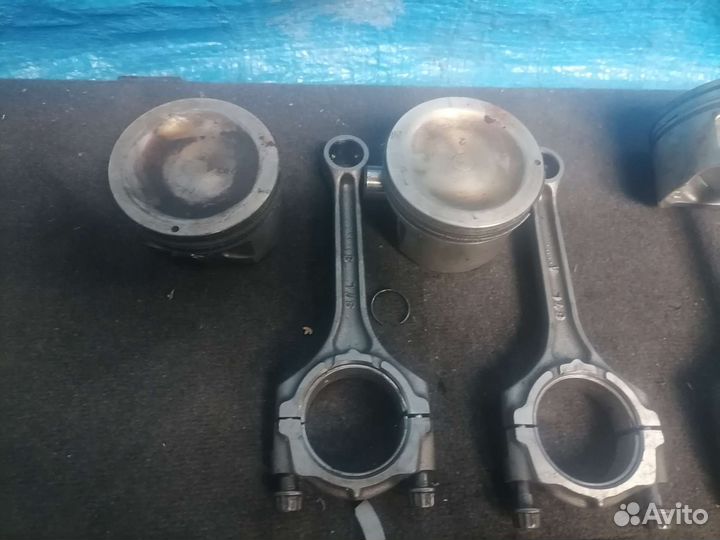 Поршня Сузуки df70atl