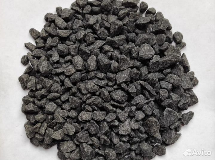 Мрамор яркий в мешках