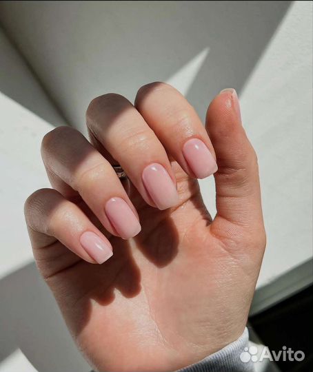 Мастер маникюра и педикюра