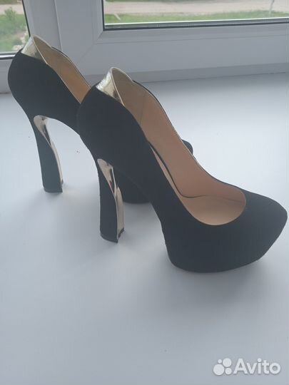 Туфли женские 35 размер