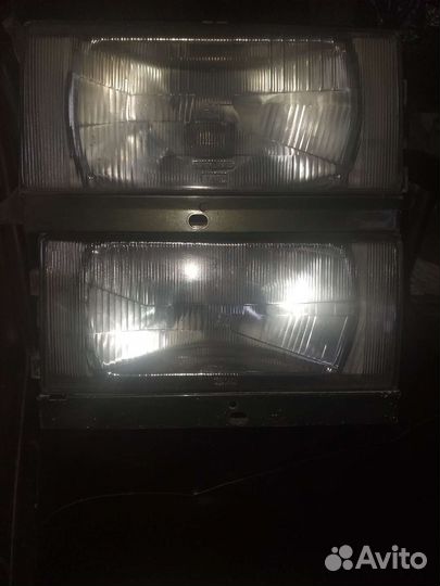 Фары на вольву 740