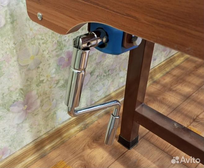 Продаётся медицинская кровать с подъёмным мех