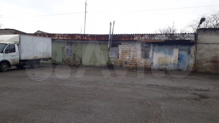 Гараж, > 30 м²