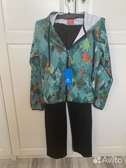 Спортивный костюм новый