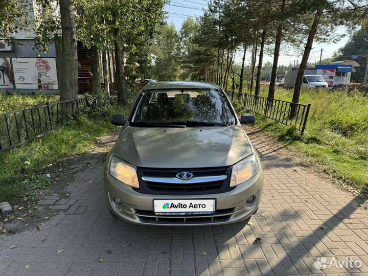 LADA Granta 1.6 МТ, 2013, 130 000 км