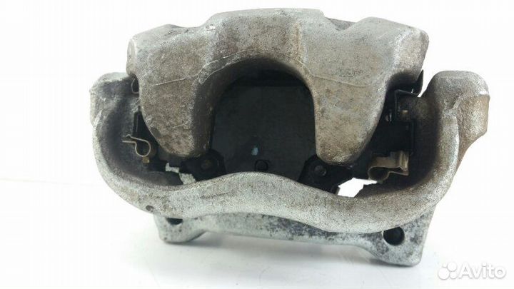 Суппорт задний левый Mazda 3 BM 2015