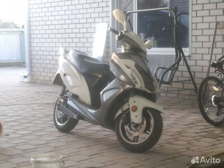 Скутер электрический