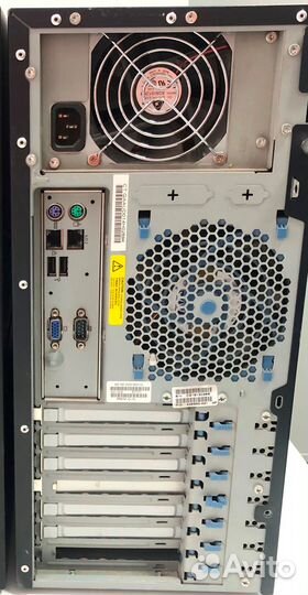 Cервер HP ProLiant ML310 G5 Server
