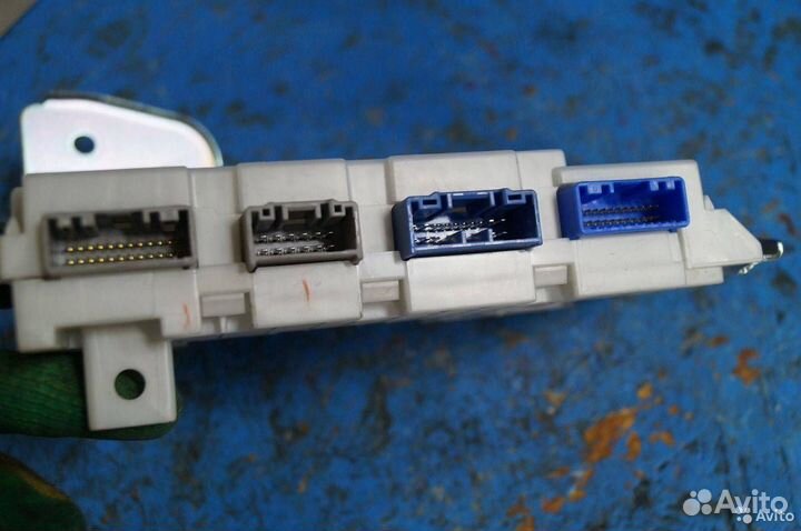 Блок управления Mazda 3 BHC167560A