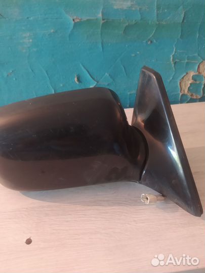 Боковое зеркало Тойота Карина 88г