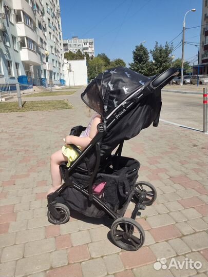 Прогулочная коляска.вес 7,5кг