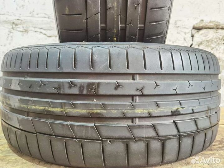 Continental ExtremeContact DW 235/40 R19 96Y