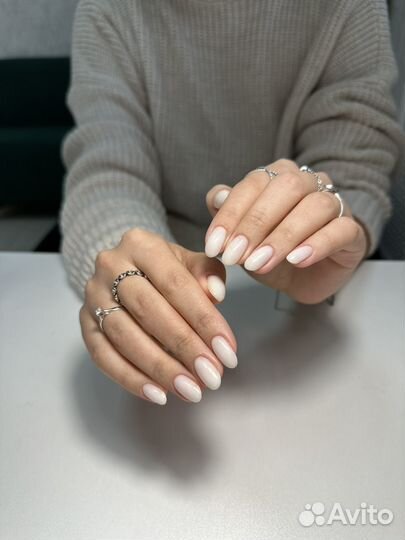 Маникюр с покрытием гель лак