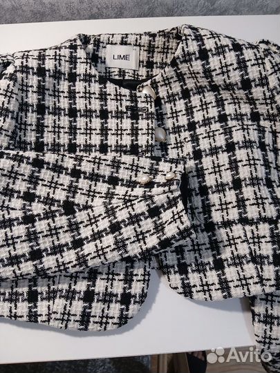 Твидовый пиджак женский 42