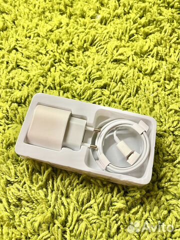 Зарядное устройство на iPhone 20w провод + блок