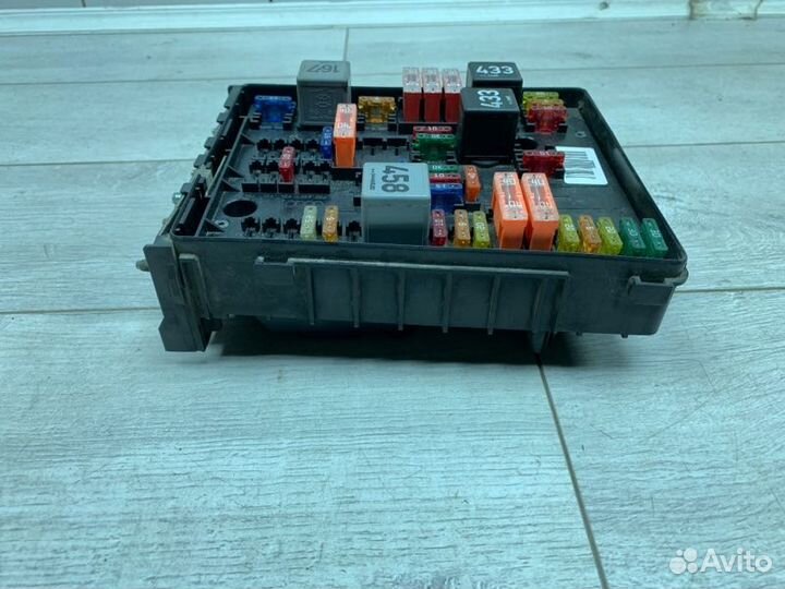 Блок предохранителей Audi A3 хэтчбек BGU 2005