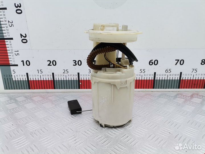 Насос топливный для Volkswagen Golf 5 1K0919051M