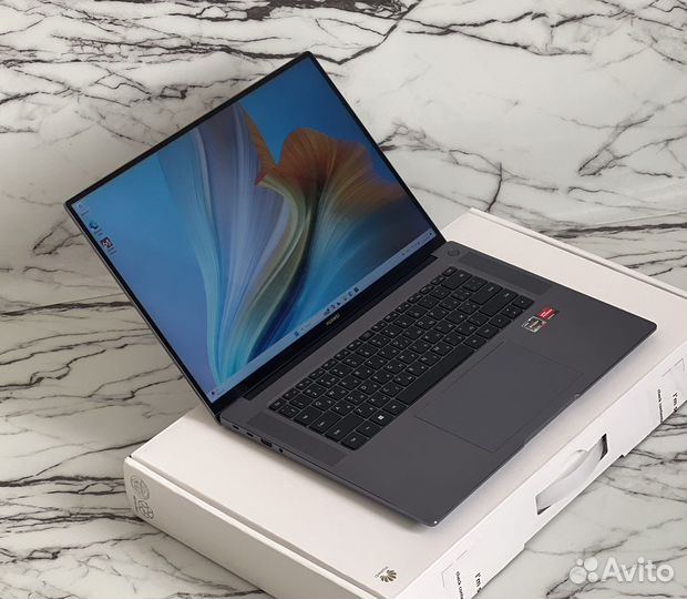 Huawek matebook 16 2,5K R7 5800H 16GB 512GB