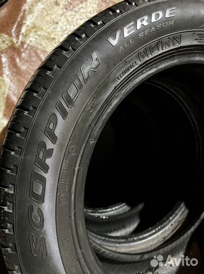 Pirelli Scorpion Verde All Season 215/60 R17 96V