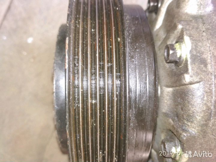 Компрессор кондиционера Hyundai SantaFe 2