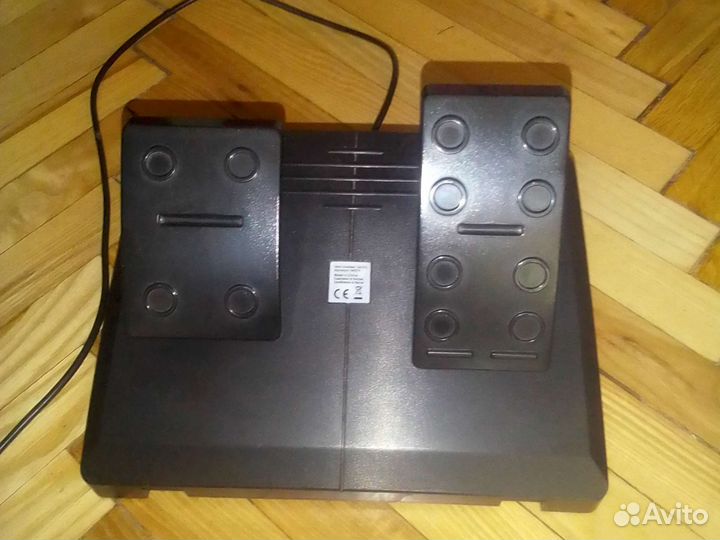Игровой руль с педалями для ps4