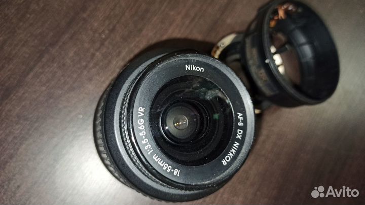 Объектив камеры Nikon DX AF-S nikkor 18-55