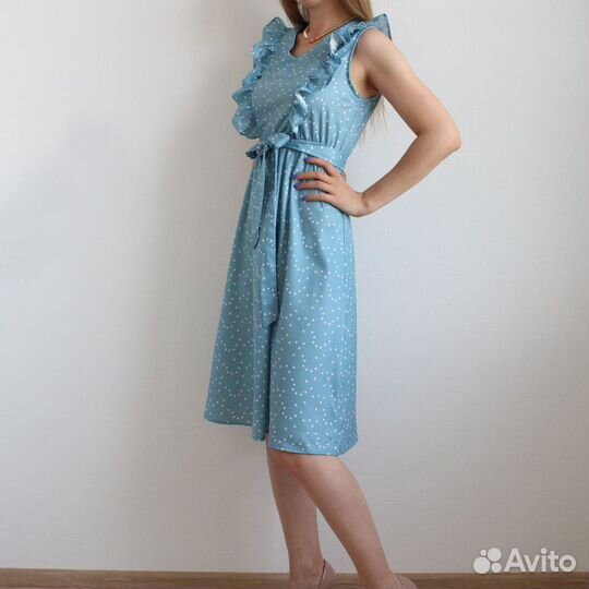 Платье в горошек