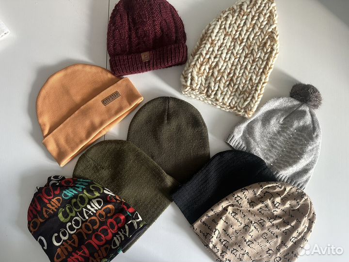 Шапки перчатки в ассортименте
