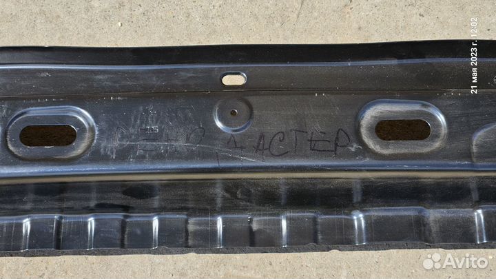 Задняя панель Renault Duster