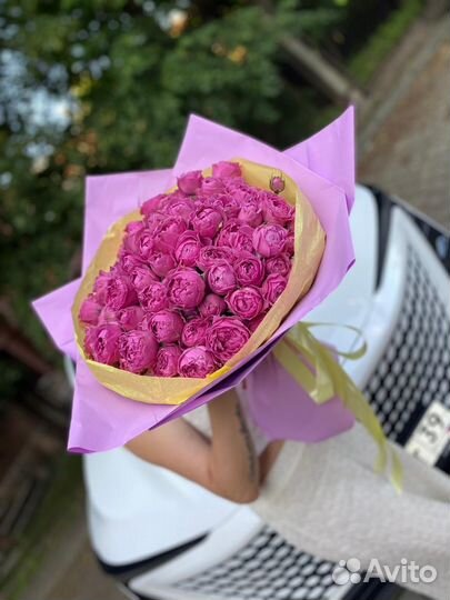 Пионовидные розы букет