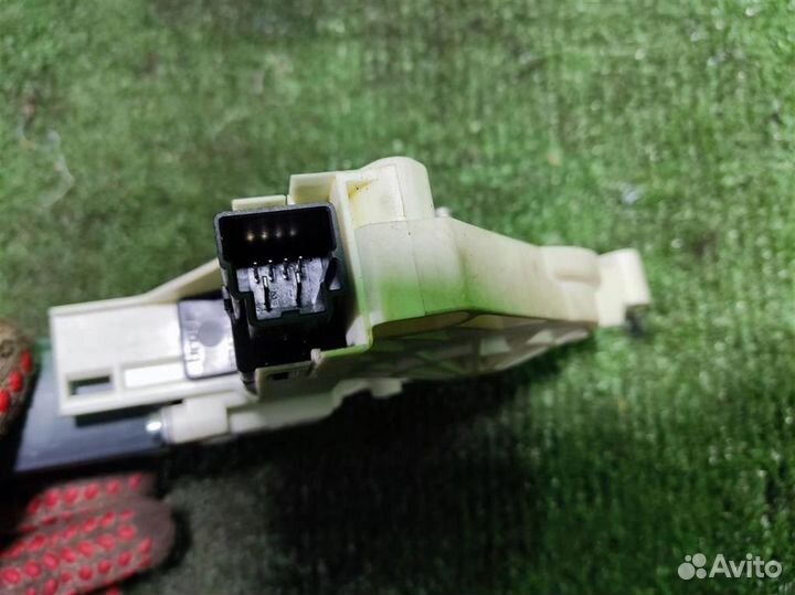 Мотор стеклоподъёмника передний правый Land Rover