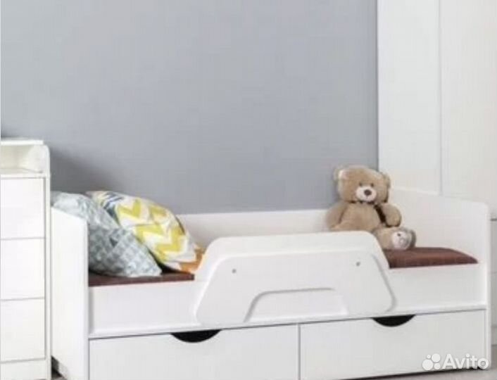 Кровать с ящиками моби уна детская